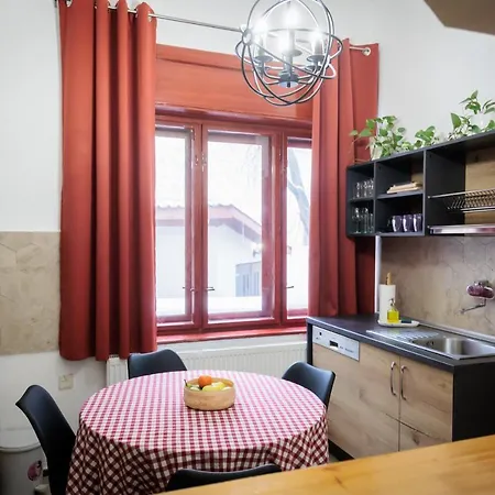 Apartment Pia