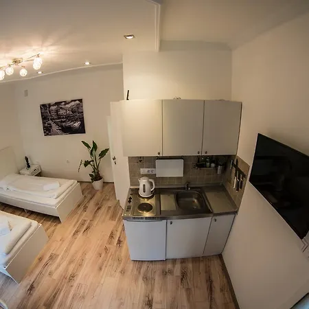 Pia Apartment *